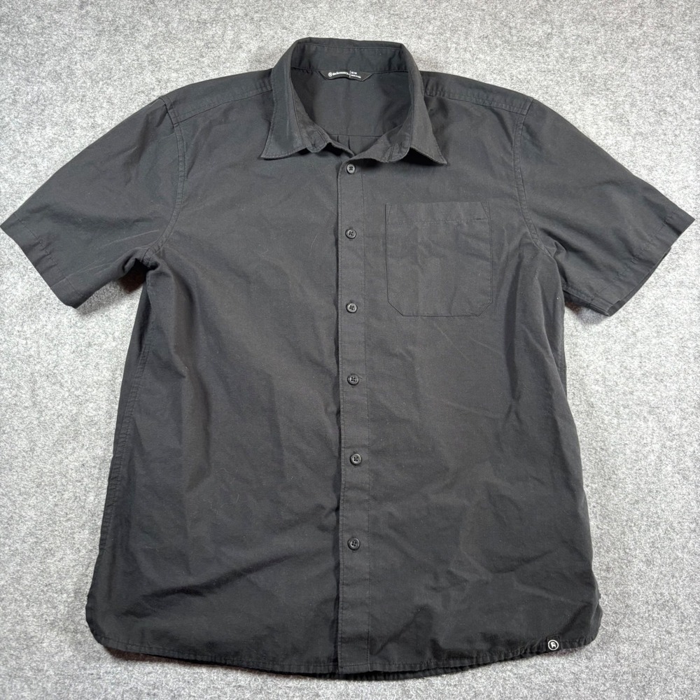 Backcountry Mens Short Sleeve Button Down Shirt‎ Black BCCZ2YN Size Medium